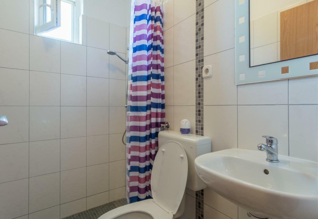 Sukošan Apartments Lotus מראה חיצוני תמונה